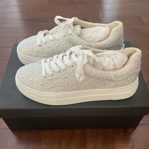 Betsey Johnson Ivory Pearl Sidny Sneakers